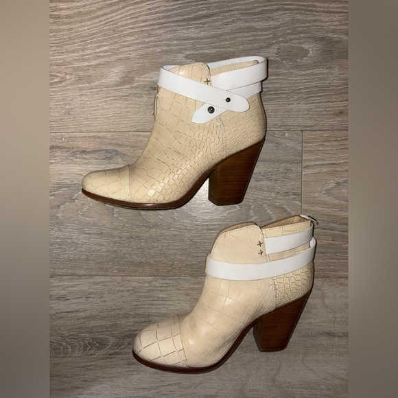 rag & bone Shoes - Rag & Bone Harrow Ivory Croc Embossed Leather Block Heel Ankle Boots Size US 6